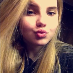 Meet your Posher, Alexa